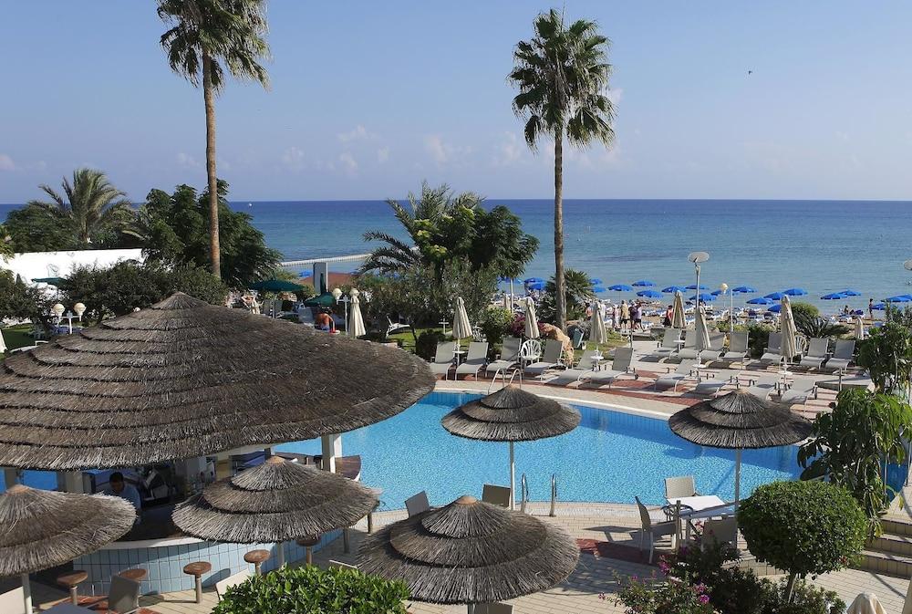 Sunrise Beach Hotel Протарас Екстериор снимка