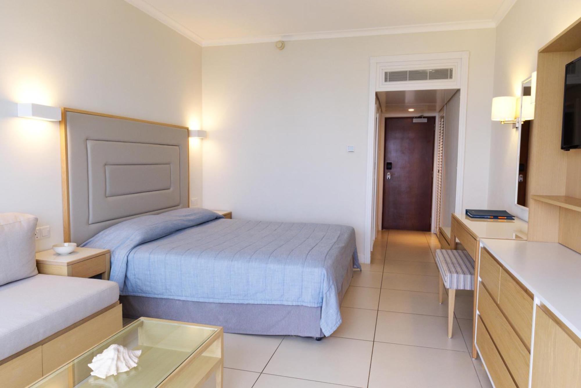 Sunrise Beach Hotel Протарас Екстериор снимка