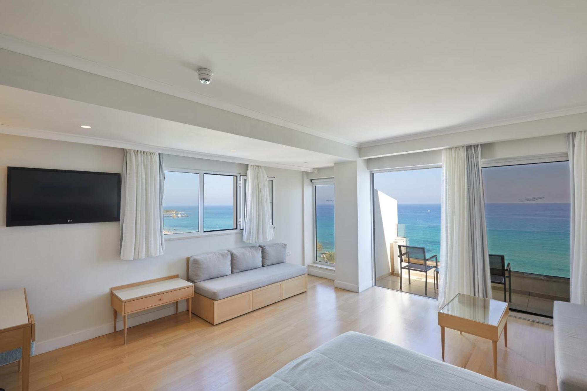 Sunrise Beach Hotel Протарас Екстериор снимка