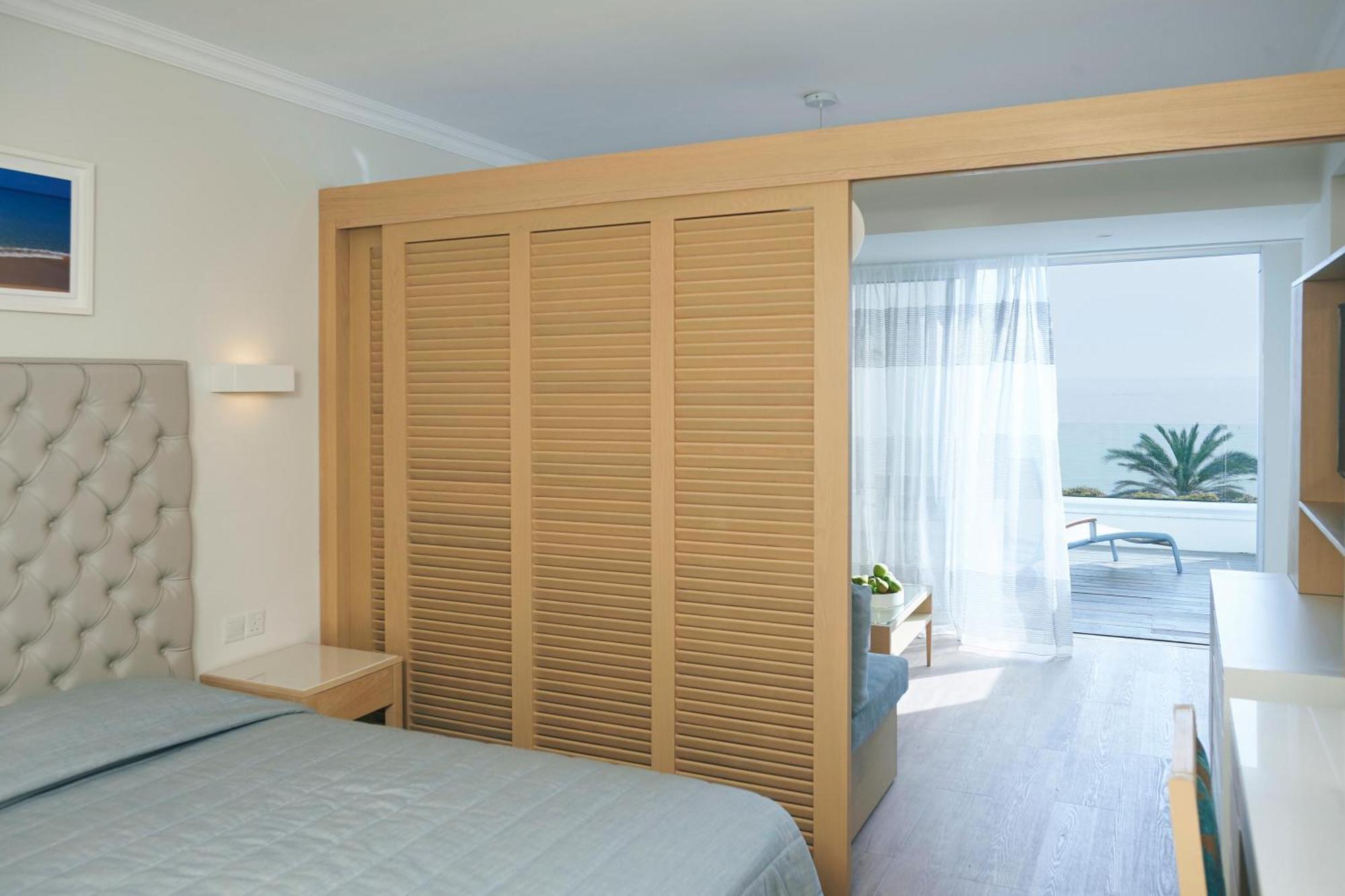 Sunrise Beach Hotel Протарас Екстериор снимка