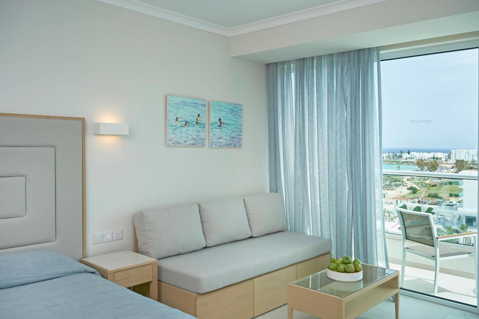 Sunrise Beach Hotel Протарас Екстериор снимка
