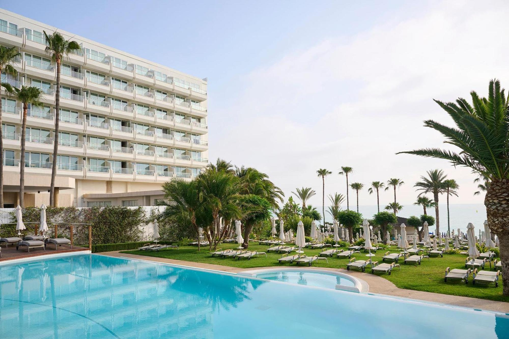 Sunrise Beach Hotel Протарас Екстериор снимка