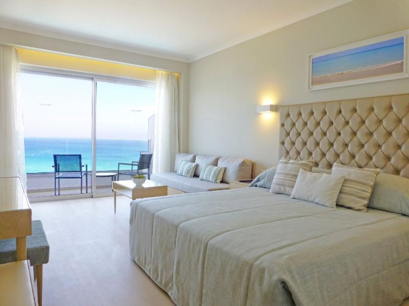 Sunrise Beach Hotel Протарас Екстериор снимка